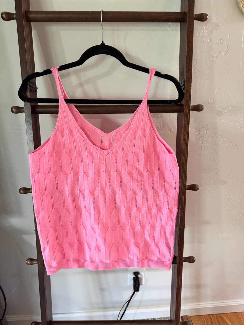 SHEIN Pink Knit V-Neck Camisole - Picture 3 of 3